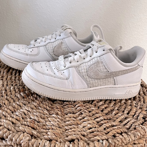 Nike Shoes - Nike Air Force 1 '07 SE Low Flower Swoosh Women’s D09458-100